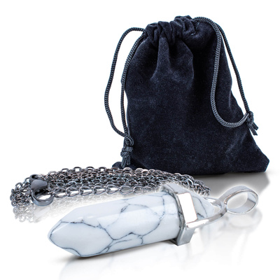 Підвіска з білою бірюзою у мішечку + ланцюжок