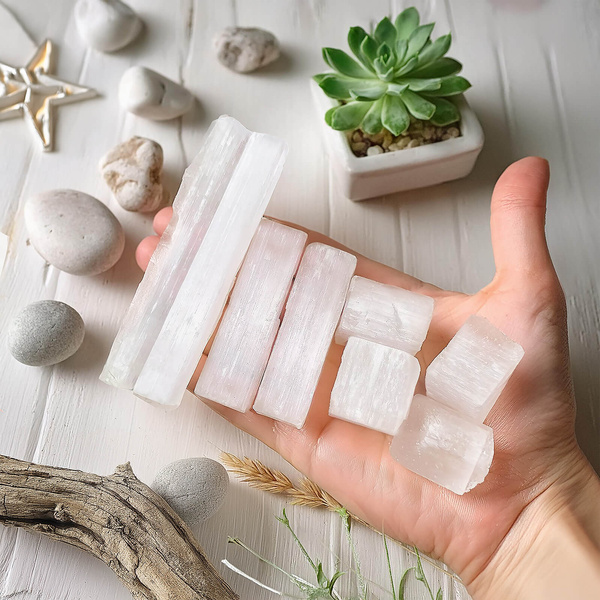 Білий селеніт (необроблений камінь) 50 г